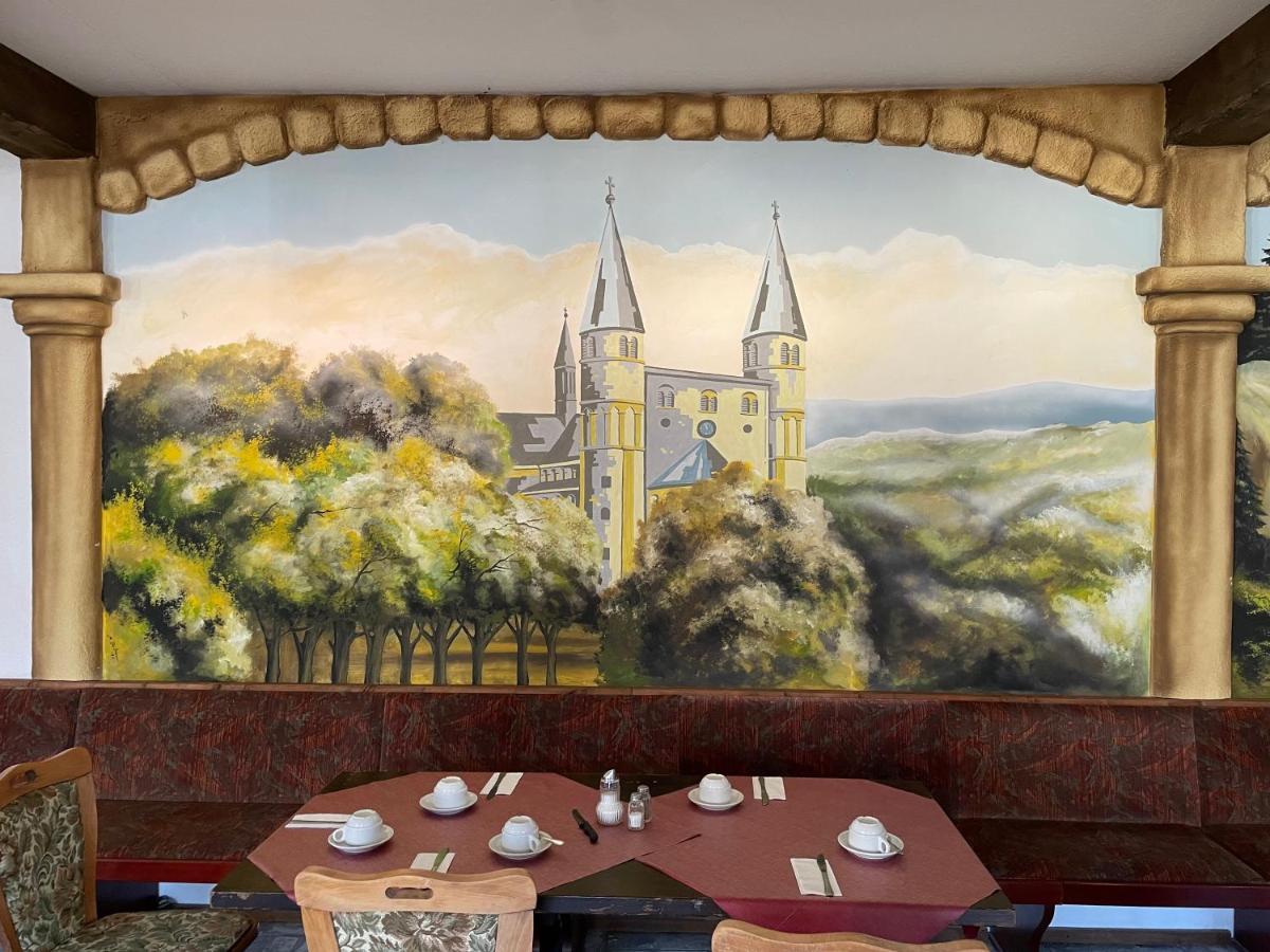 ホテルGasthof Zum Baren Gernrode  エクステリア 写真
